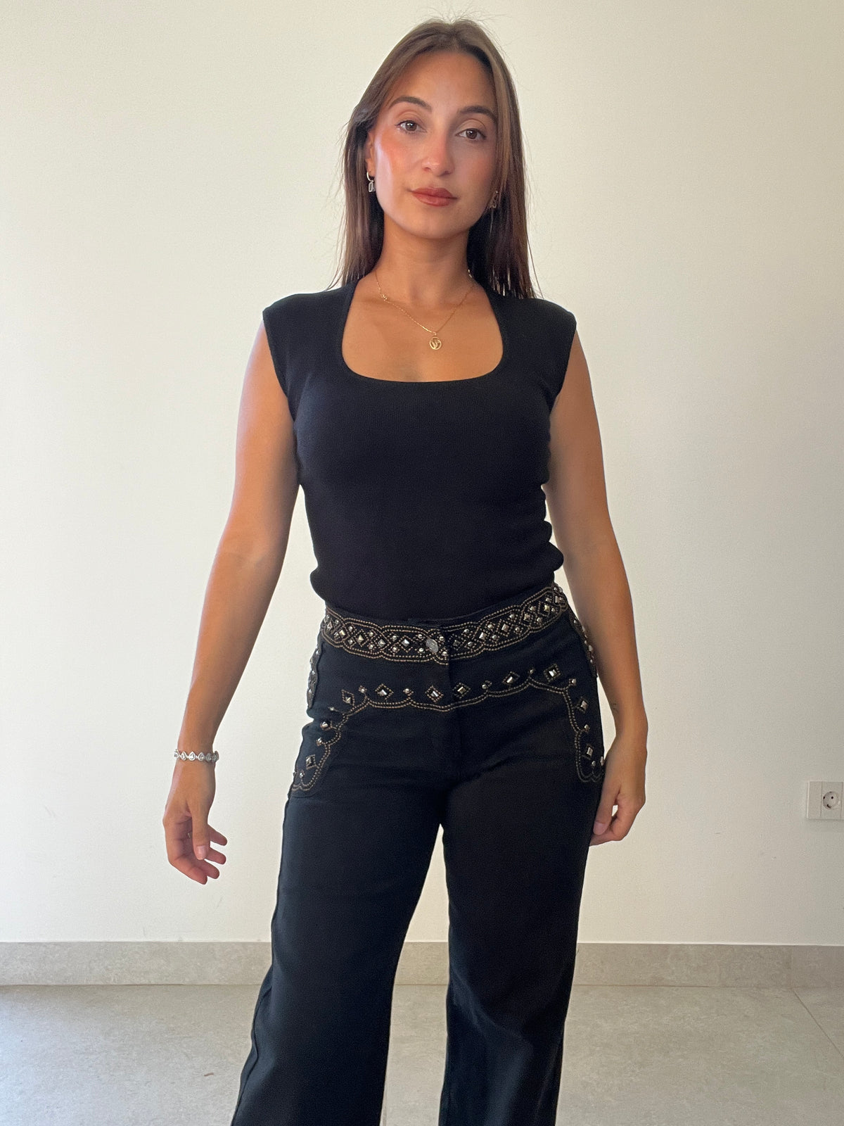 Pantalón tachuela